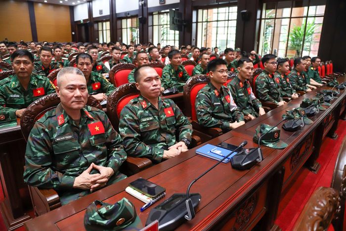 Các lực lượng tham gia khắc phụ hậu quả động đất tại hội nghị giao nhiệm vụ chiều nay
