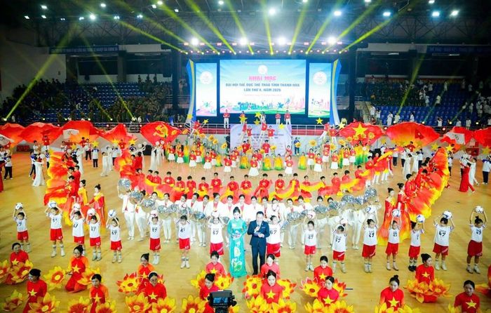 Chương trình đồng diễn nghệ thuật với chủ đề “Thể thao Thanh Hóa - Khát vọng vươn tới đỉnh cao”