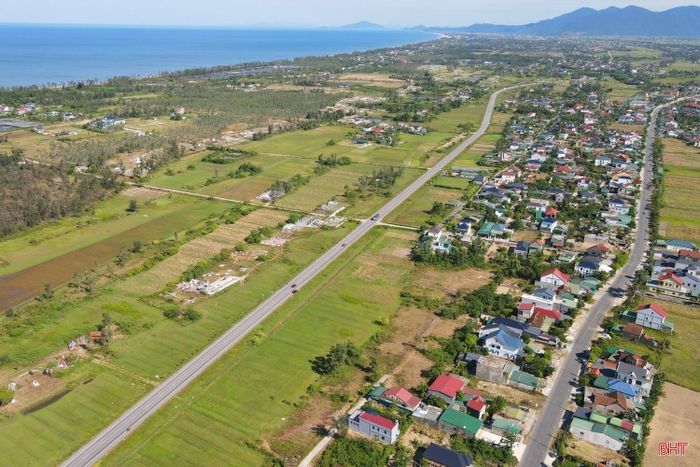  Điểm cuối giao với đường ven biển, thuộc xã Đan Hải, tỉnh Hà Tĩnh (Ảnh: Văn Đức). 