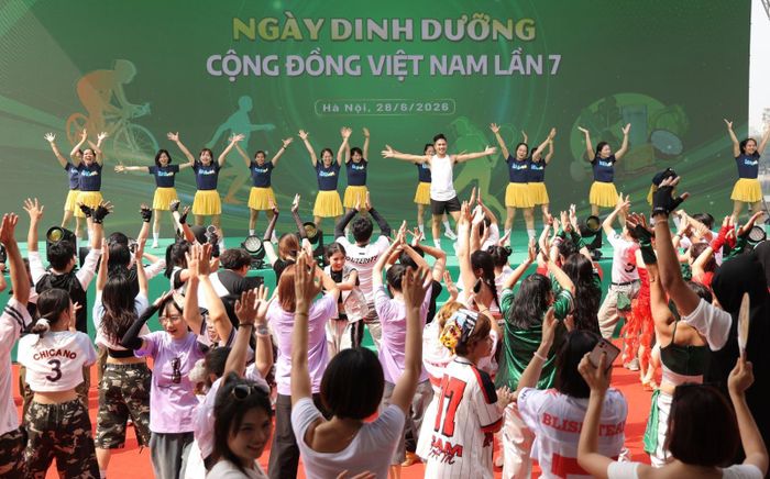 Các tiết mục vận động sôi nổi tại Ngày Dinh dưỡng cộng đồng Việt Nam.