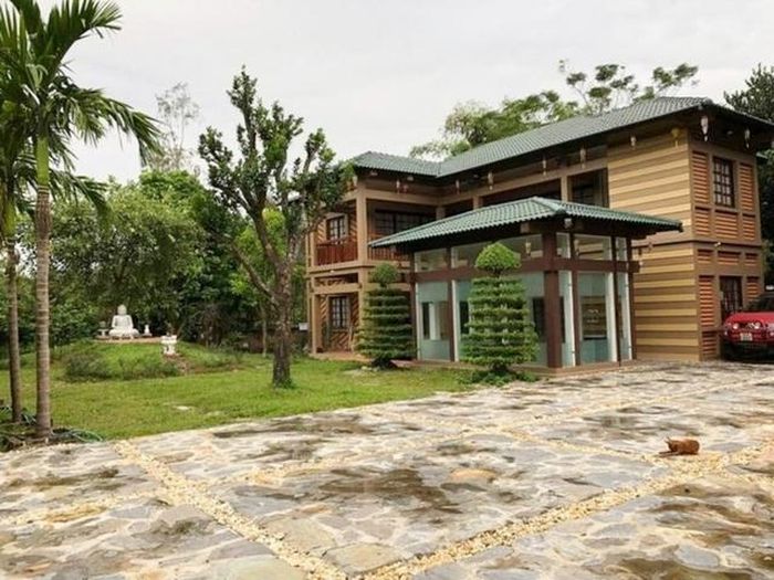 Nhà vườn của nữ nghệ sĩ ở Sóc Sơn.