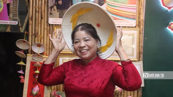 Nghệ nhân Tạ Thu Hương.