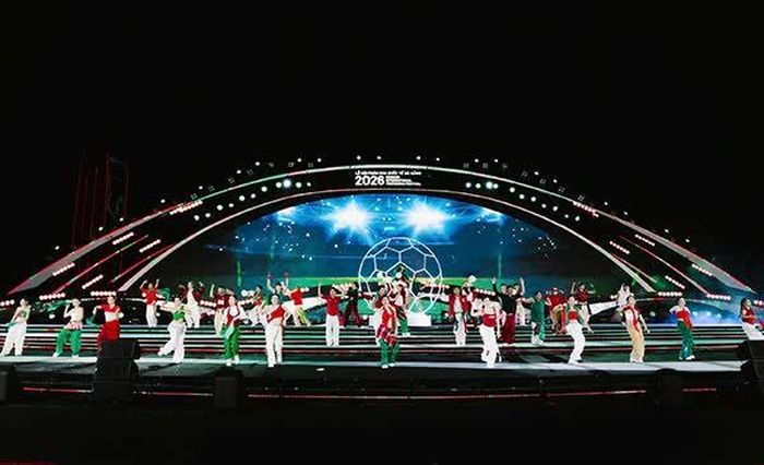 Tiết mục "Bandeira-em-Festa" khép lại chương trình nghệ thuật của đêm thi thứ 5 DIFF 2026.