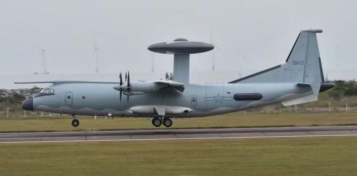 Hệ thống AEW&amp;C KJ-500A của Trung Quốc. Ảnh: MW.
