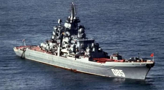 Tàu Admiral Nakhimov trong Hải quân Liên Xô - Khi đó có tên là Kalinin. Ảnh: MW.