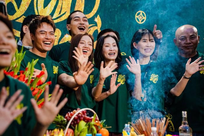 Hồng Đào tiếp tục được nhiều đạo diễn tin tưởng với loạt dự án mới như Ngày Con Còn Mẹ và Lên Hương.