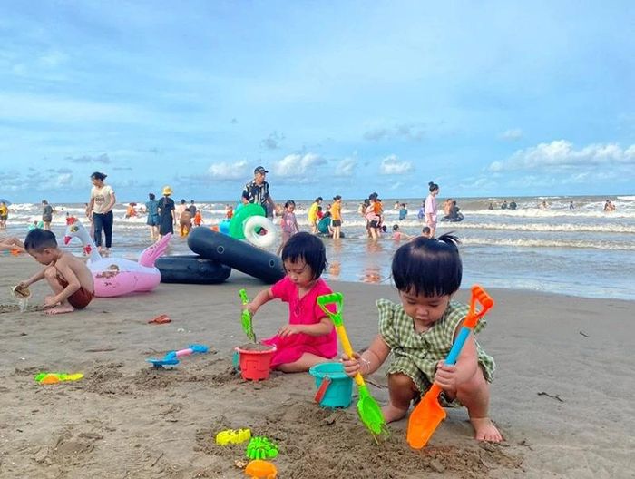 Trong mỗi gia đình, các con là tài sản vô giá.