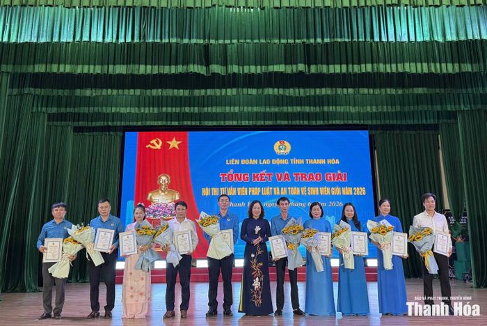 Các đội thi đoạt giải tại Hội thi “Tư vấn viên pháp luật và mạng lưới an toàn, vệ sinh viên giỏi” năm 2026