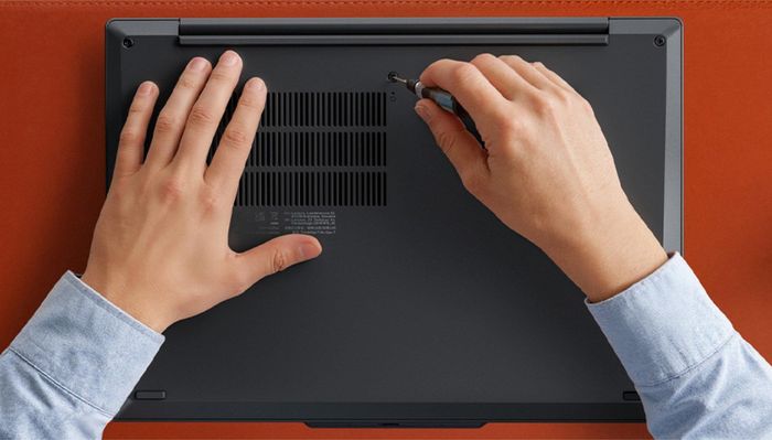 ThinkPad T14s Gen 7 tập trung vào khả năng sửa chữa.