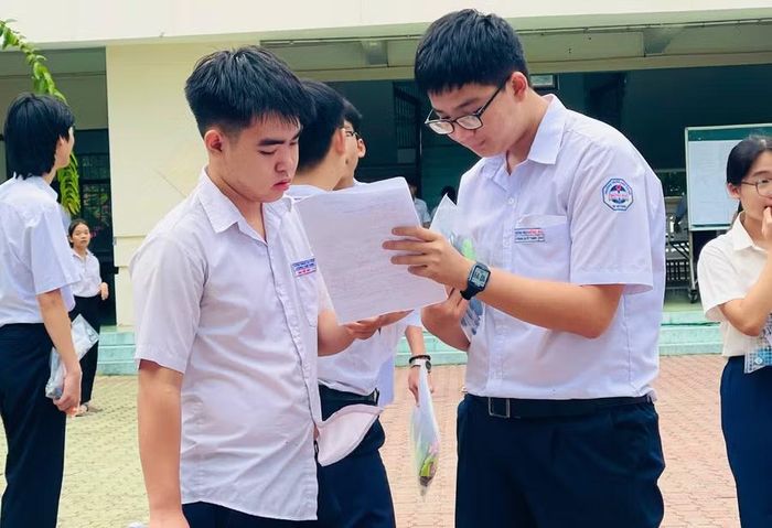  Kỳ thi được tổ chức an toàn, đúng quy chế, bảo đảm quyền lợi cho thí sinh. Ảnh: Trần Dung 