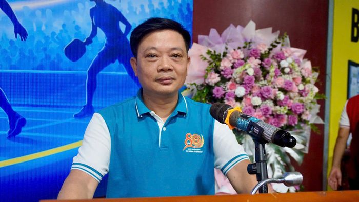 Phó trưởng Thi hành án dân sự tỉnh Trần Văn Dũng phát biểu tại lễ khai mạc.