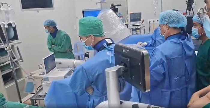 Phiên phẫu thuật thị phạm trực tiếp từ Bệnh viện Đa khoa Bình Thuận