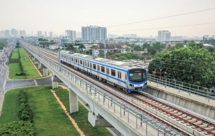 Thành phố đang đồng thời triển khai 10 tuyến metro. Ảnh minh họa