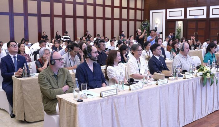 Liên hoan năm nay quy tụ hơn 1.000 đại biểu cùng nhiều tên tuổi nổi tiếng của điện ảnh quốc tế.