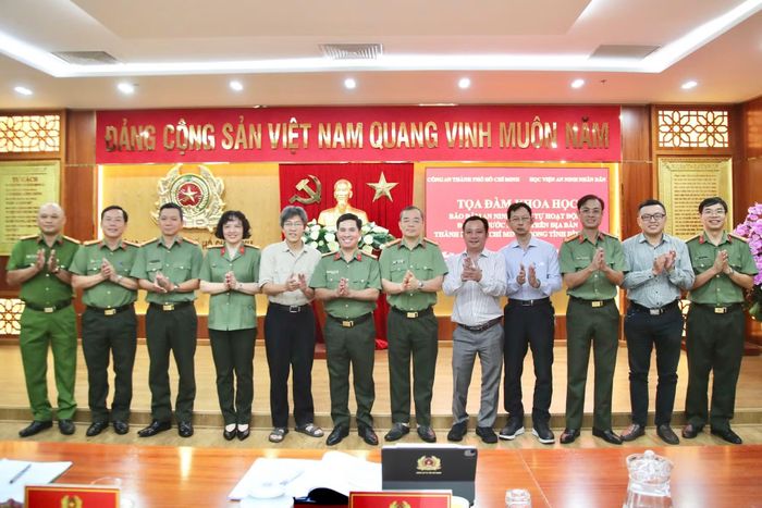 Công an TP Hồ Chí Minh phối hợp Học viện An ninh nhân dân tổ chức Tọa đàm khoa học: “Bảo đảm an ninh, trật tự hoạt động đầu tư nước ngoài trên địa bàn TP Hồ Chí Minh trong tình hình mới” (ngày 13/11/2025).