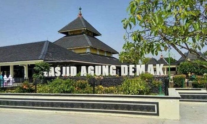 Mái nhà xếp lớp của Thánh đường Hồi giáo lớn Demak. (Nguồn: greatnesia.id)