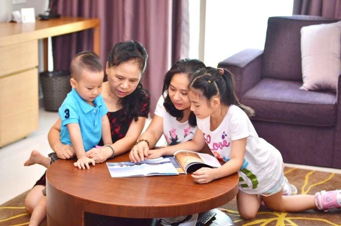 Duy trì những hoạt động chung trong gia đình là cách vun đắp sự gắn bó và gìn giữ các giá trị tốt đẹp trong đời sống hiện đại.
