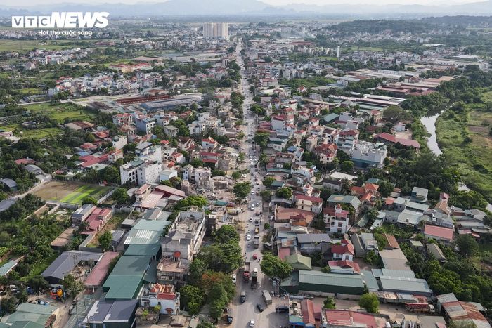 Tuyến đường có chiều dài khoảng 21,7km, điểm đầu tại phường Yên Nghĩa, điểm cuối ở xã Xuân Mai. Dự án được thiết kế với mặt cắt ngang 50 - 60m, vận tốc thiết kế 80 - 100km/h.