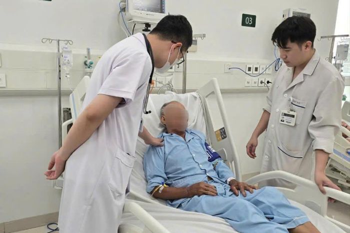 Bệnh nhân nam 72 tuổi hồi phục ngoạn mục sau đột quỵ. Ảnh: BVCC