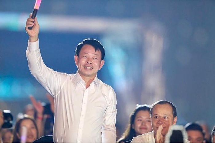 Nhà báo Phùng Công Sưởng - Tổng Biên tập Báo Tiền Phong, Trưởng Ban Tổ chức Concert Thanh Xuân - chia sẻ: "Concert Thanh Xuân là hành trình được Báo Tiền Phong thực hiện bằng nhiều tâm huyết, trách nhiệm và tình yêu dành cho tuổi trẻ Việt Nam".