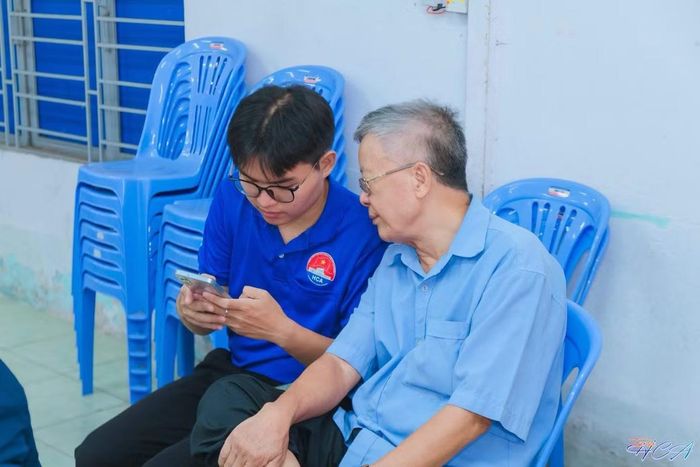  Bạn Lê Dương Tiến Dũng (trái). Ảnh: NVCC. 