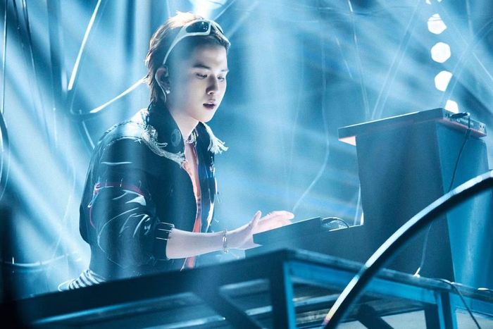 K.O gây bất ngờ với khả năng chơi nhạc cụ và giọng hát ngọt ngào tại sân khấu solo Anh Trai Vượt Ngàn Chông Gai 2026.