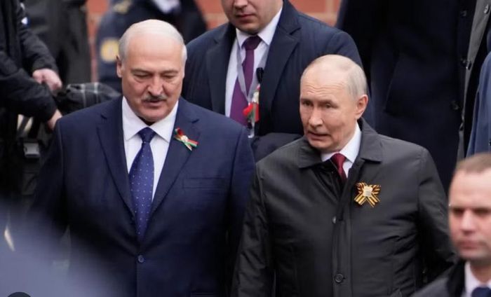 Ông cho rằng Tổng thống Belarus Alexander Lukashenko có thể đóng vai trò hỗ trợ các nỗ lực hòa đàm sau cuộc gặp kéo dài 2 ngày giữa hai nhà lãnh đạo hồi tuần trước.