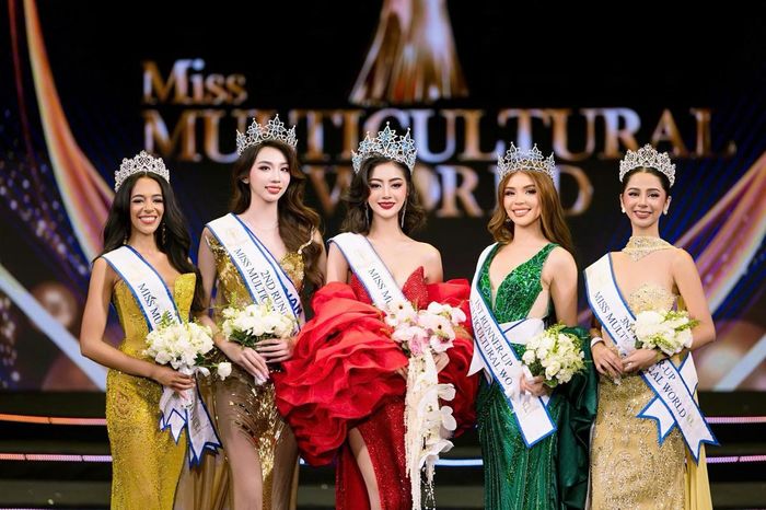 Hoa hậu Soe Myintzu Lwin và các Á hậu của cuộc thi Miss Multicultural World 2026.