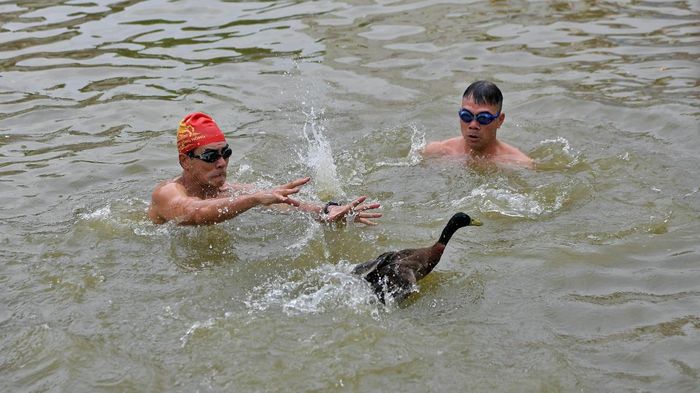 Những màn vây bắt kịch tính.