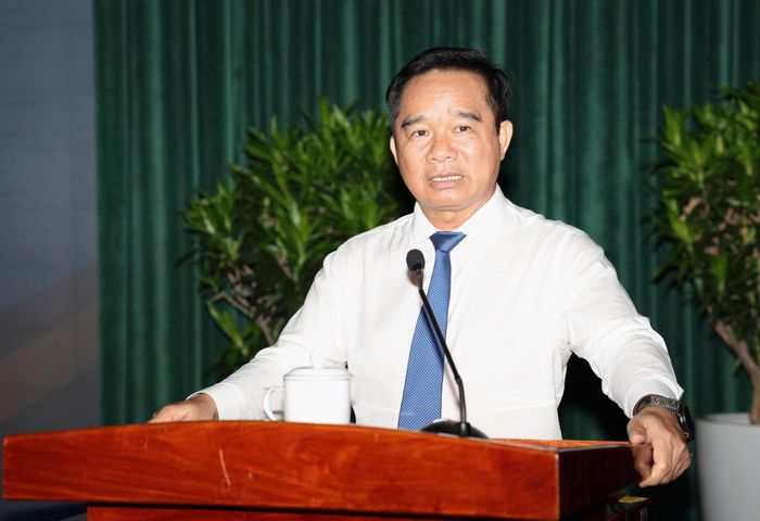  Chủ tịch UBND TP.HCM Nguyễn Văn Được phát biểu giao nhiệm vụ. Ảnh: HÀ THƯ 