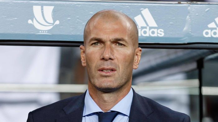 Zidane tạo nên một trong những màn trình diễn cá nhân hay nhất lịch sử World Cup trước Brazil năm 2006.