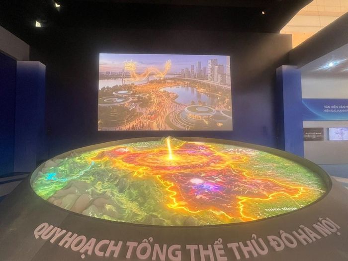 Hệ thống sa bàn kết hợp công nghệ trình chiếu 3D Mapping và các video kết hợp bản đồ quy hoạch tổng thể Thủ đô Hà Nội