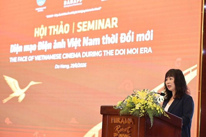 Bà Trương Thị Hồng Hạnh, Giám đốc Sở VHTTDL Đà Nẵng phát biểu tại hội thảo