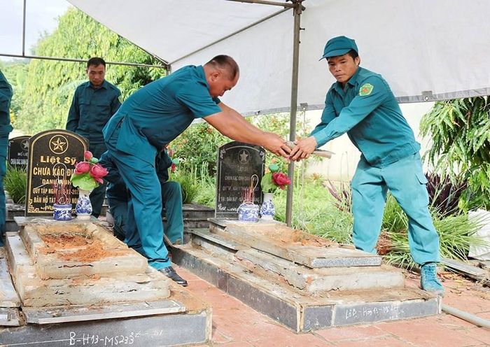 Toàn bộ quá trình lấy mẫu được thực hiện đảm bảo chặt chẽ, khoa học, tuyệt đối an toàn, không để xảy ra bất kỳ sai sót nào