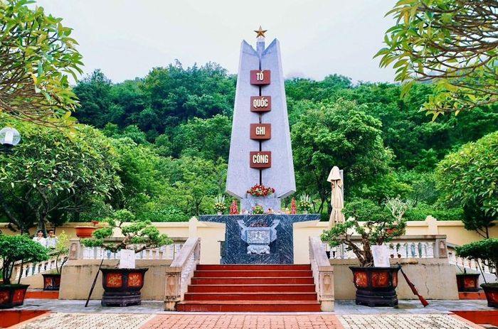 Nghĩa trang Liệt sĩ phường Mộc Châu, tỉnh Sơn La hiện có 194 phần mộ liệt sĩ chưa xác định danh tính