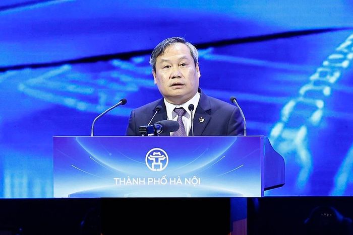 Chủ tịch UBND TP Hà Nội Vũ Đại Thắng phát biểu khai mạc và Công bố Quy hoạch tổng thể Thủ đô Hà Nội tầm nhìn 100 năm. Ảnh: Doãn Tấn - TTXVN