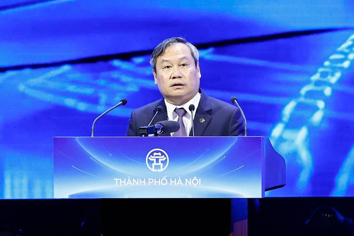 Chủ tịch UBND TP Hà Nội Vũ Đại Thắng phát biểu khai mạc và Công bố Quy hoạch tổng thể Thủ đô Hà Nội tầm nhìn 100 năm. Ảnh: Doãn Tấn - TTXVN