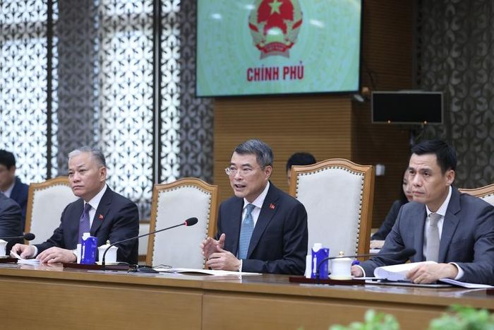 Thủ tướng Chính phủ đề nghị hai bên triển khai các biện pháp đột phá nhằm hiện thực hóa mục tiêu kim ngạch thương mại lên 20 tỷ USD và tăng gấp đôi đầu tư hai chiều trong thời gian tới - Ảnh: VGP/Nhật Bắc