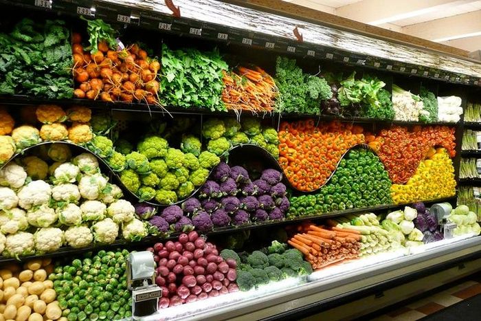Khi giá xăng dầu đã giảm thì giá các mặt hàng cũng cần được điều chỉnh giảm tương ứng