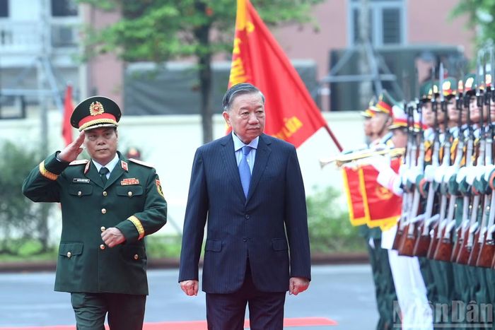 Tổng Bí thư, Chủ tịch nước Tô Lâm dự Lễ kỷ niệm 80 năm Ngày truyền thống Bộ đội Pháo binh-Tên lửa (29/6/1946-29/6/2026) và đón nhận Huân chương Bảo vệ Tổ quốc hạng Nhất.