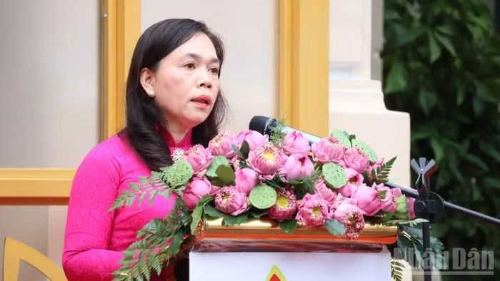 Đồng chí Nguyễn Thanh Xuân, Thành ủy viên, Phó Bí thư Đảng ủy Ủy ban nhân dân Thành phố Hồ Chí Minh phát biểu tại buổi lễ.
