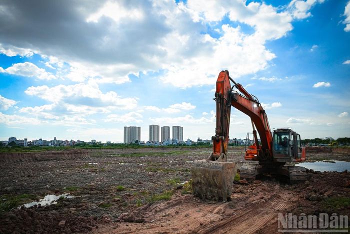 Tổng mức đầu tư của dự án là 972,5 tỷ đồng. Công trình do Ban Quản lý dự án đầu tư-hạ tầng phường Long Biên làm chủ đầu tư.