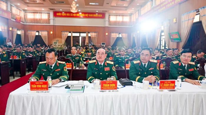 Đại biểu dự lễ công bố.