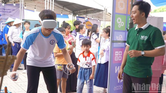 Trải nghiệm thực tế ảo.
