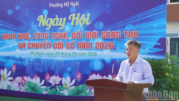 Phó Chủ tịch Ủy ban nhân dân phường Mỹ Ngãi Nguyễn Hoàng Thanh phát biểu tại Ngày hội.