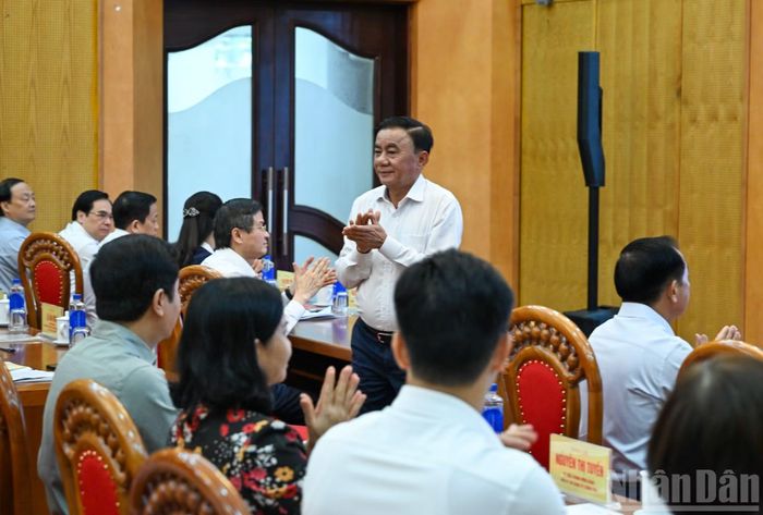 Thường trực Ban Bí thư Trần Cẩm Tú dự Hội nghị sơ kết công tác 6 tháng đầu năm và triển khai nhiệm vụ trọng tâm 6 tháng cuối năm của Ban Chỉ đạo 35 Trung ương. (Ảnh: DUY LINH)