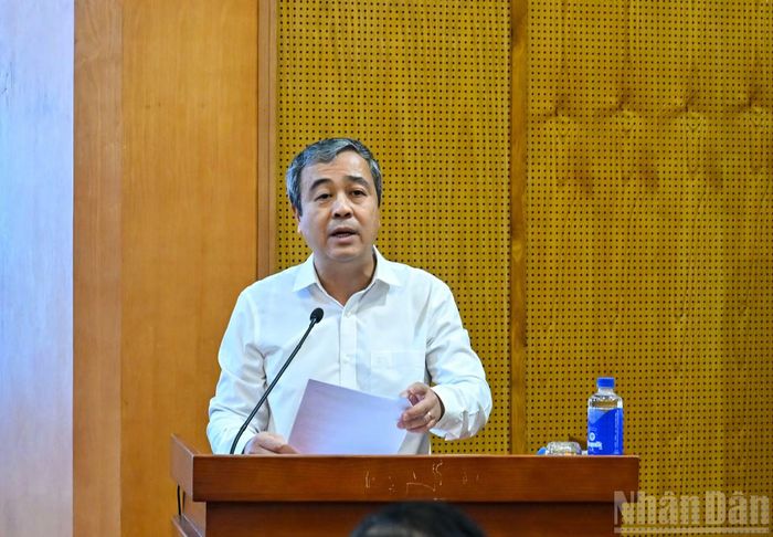 Phó Trưởng ban Tuyên giáo và Dân vận Trung ương Ngô Đông Hải phát biểu tại hội nghị. (Ảnh: DUY LINH)
