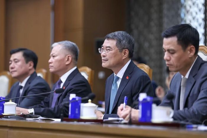  Thủ tướng Chính phủ Lê Minh Hưng và lãnh đạo một số bộ, ngành Việt Nam tham dự buổi tiếp. (Ảnh: Nhật Bắc/VGP) 