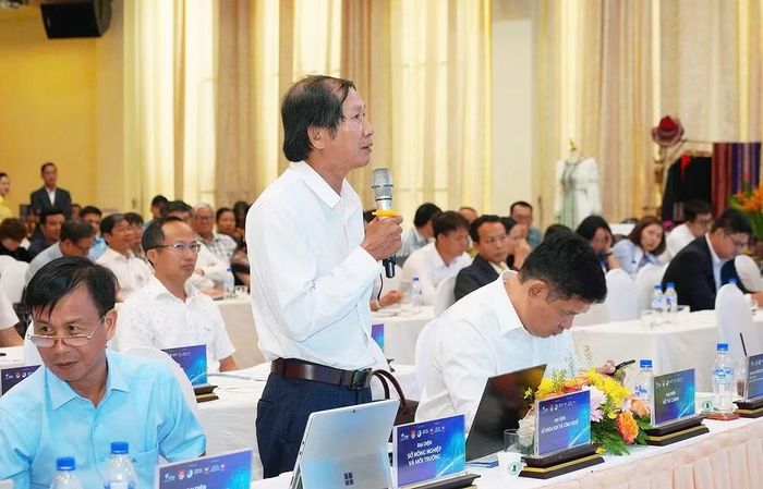 Đại diện các đơn vị trao đổi, thảo luận.