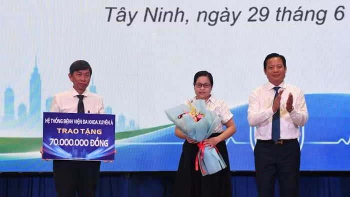Hệ thống Bệnh viện Đa khoa Xuyên Á tài trợ kinh phí.